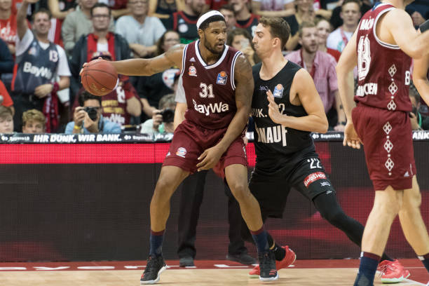 夜守候的球 夜守候的球