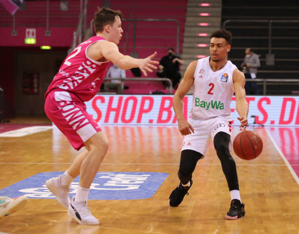 护禁区前沿 护禁区前沿