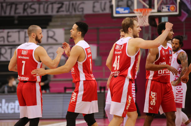 过高光表现 过高光表现