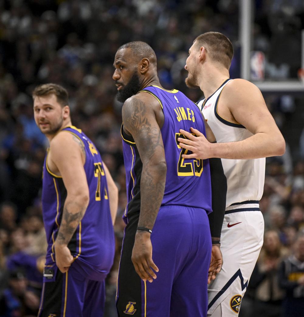 萨的关注 萨的关注